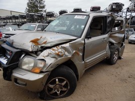 2001 MITSUBISHI MONTERO LIMITED GOLD 3.5L AT 4WD 183853